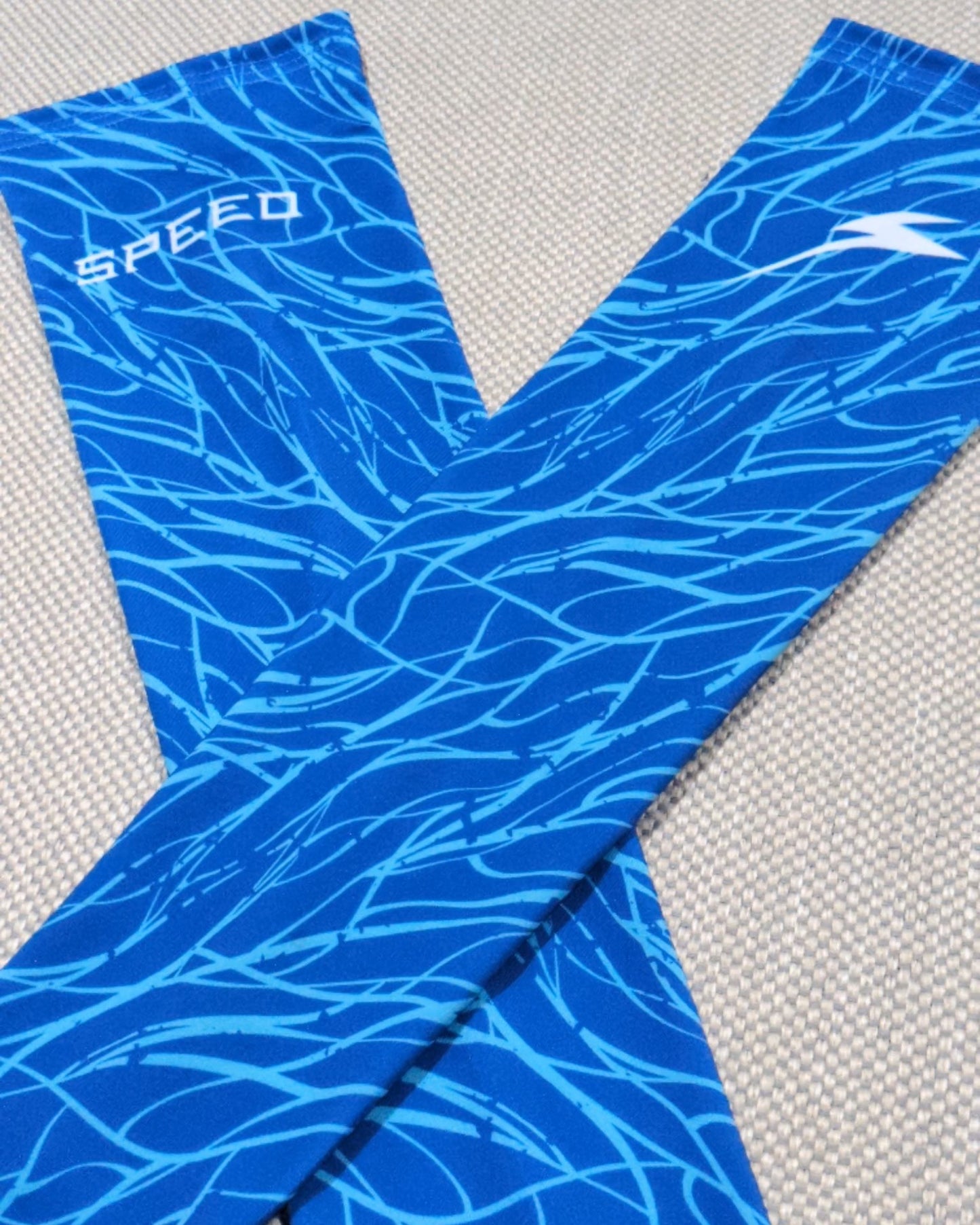 Mangas Tech Arm Blink